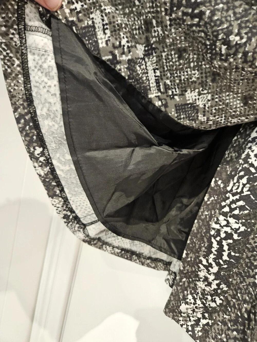 Candie's Snakeskin Print Trench Coat Jacket Gray Black White Belted Medium
